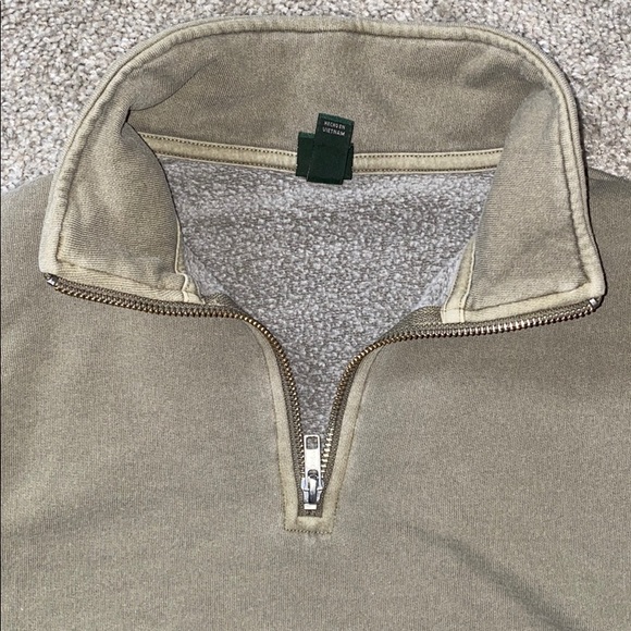 Cropped Olive crew neck - Picture 2 of 2